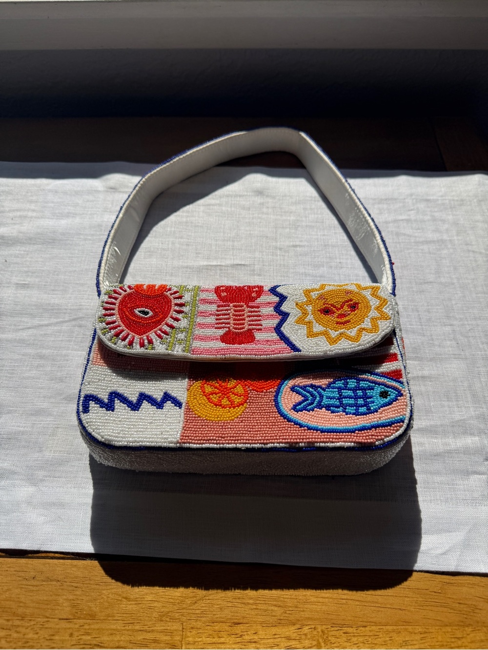 Colorful Beaded Sun & Fish Shoulder Bag - White